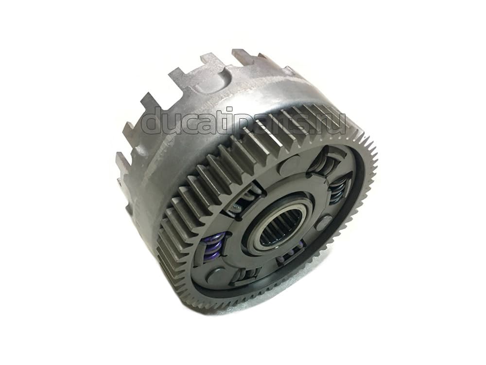 CLUTCH HOUSING