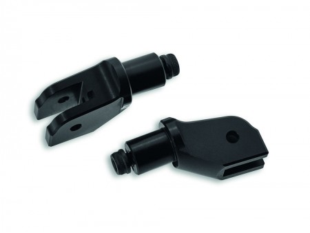 ADAPTER FOR FOOTPEGS 